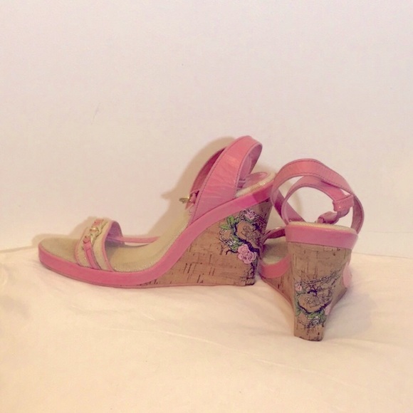 Coach pink cork wedge sandals. - Picture 6 of 7